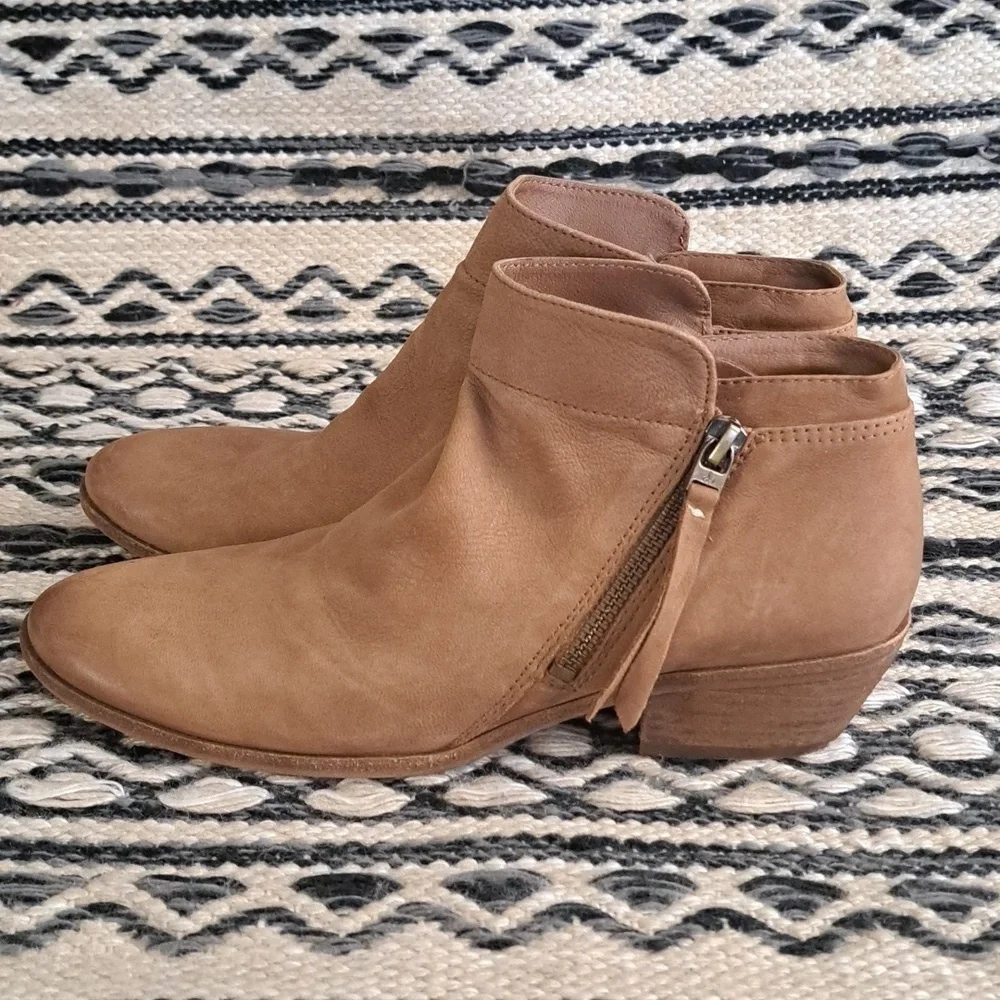 SAM EDELMAN TUCKER LEATHER BOOTIE SIZE WOMAN'S 8